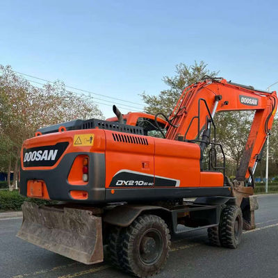 Doosan DX210W Excavateur à roues d'occasion Mini hydraulique Excavateur d'occasion 20100 kg