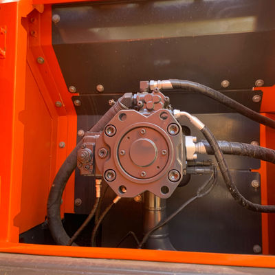 Type de gratte-ciel utilisé DOOSAN DX300LC-9C Excavateur Machines de déplacement de terre 30215 kg