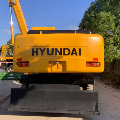 HYUNDAI 210W-7 Old Wheel Excavator, équipement de construction utilisé 124KW Pour le minage