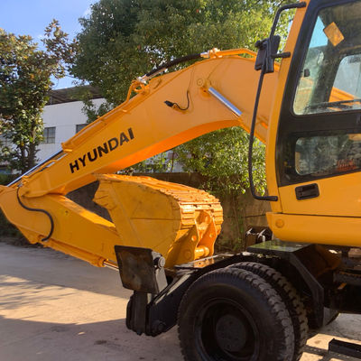 HYUNDAI 210W-7 Old Wheel Excavator, équipement de construction utilisé 124KW Pour le minage