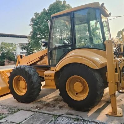 74.6kW JCB 4CX Chargeur d'occasion Jaune 4378kg Ascenseur chargeur de remorqueuse d'occasion Roue en mouvement