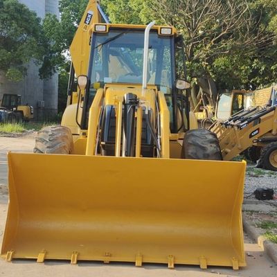 74.6kW JCB 4CX Chargeur d'occasion Jaune 4378kg Ascenseur chargeur de remorqueuse d'occasion Roue en mouvement