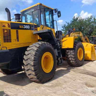 Charge lourde 146 kW Komatsu WA380 Chargeur à roues d'occasion 5 tonnes Charge pour l'agriculture