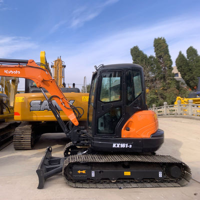 Excavateur de construction de petite taille KUBOTA KX161