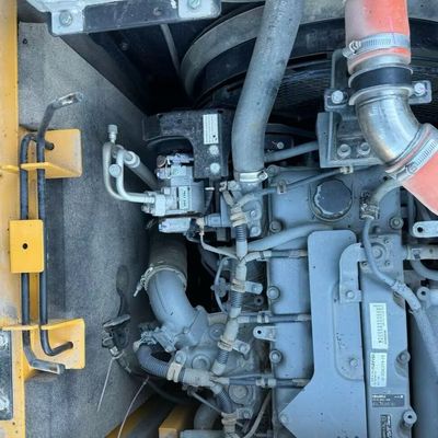 Excavatrice hydraulique utilisée SANY135C équipement de construction utilisé