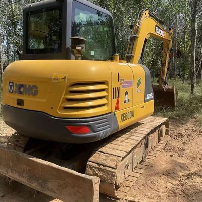Jaune Utilisé XCMG Excavator Digger Xcmg 60DA Petite machine à creuser Excavator