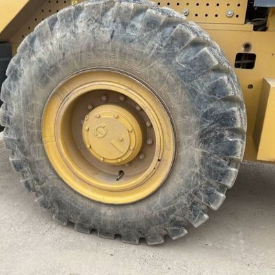 Conception compacte rouleau routier d'occasion SEM 522 rouleau dans les projets de construction