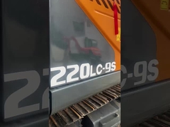 Excavateur Hyundai 220LC-9S d'occasion de 22 tonnes avec garantie de 12 mois